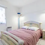 Spacieux 44m² Climatisé Avec Terrasse, 2 Pièces, Cabine, Wifi, Proche - Fr-1-472a-266 Sète