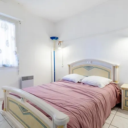 Spacieux 44m² Climatisé Avec Terrasse, 2 Pièces, Cabine, Wifi, Proche - Fr-1-472a-266 Sète